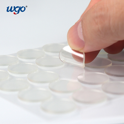 Nastro parteggiato doppio adesivo Dot Clear Squares Mounting di Restickable
