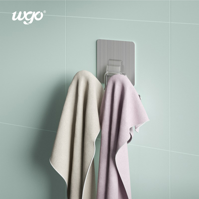 Insiemi autoadesivi degli accessori del bagno, supporto montato della spugna del lavandino di cucina