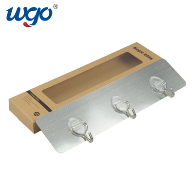 Piccoli ganci della parete del bagno di idea di stoccaggio degli oggetti per vita quotidiana